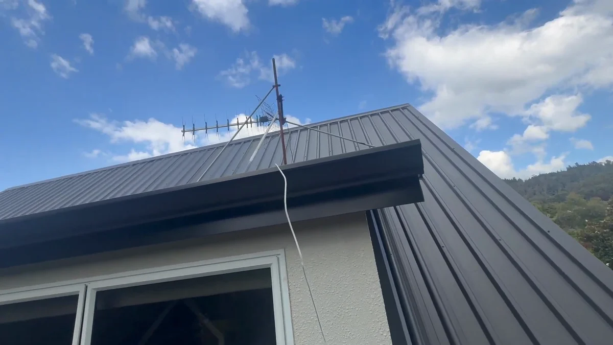 Original project photograph showing the finished Flaxpod roof coating in Rotorua